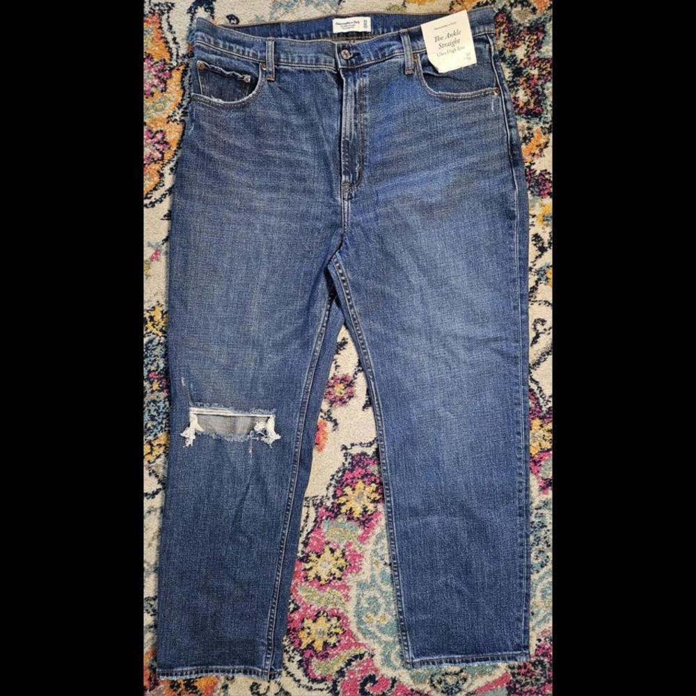 Abercrombie Fitch Jeans Ankle Straight Ultra Rise 33/16 NWT
